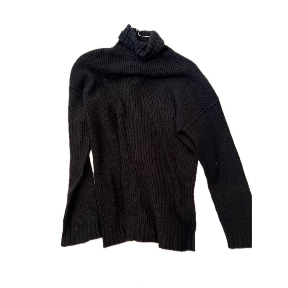 Collusion Turtle Neck Long Sleeve Sweater Mens Medium